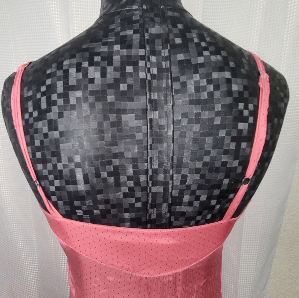 Dress - Picture 9 of 9